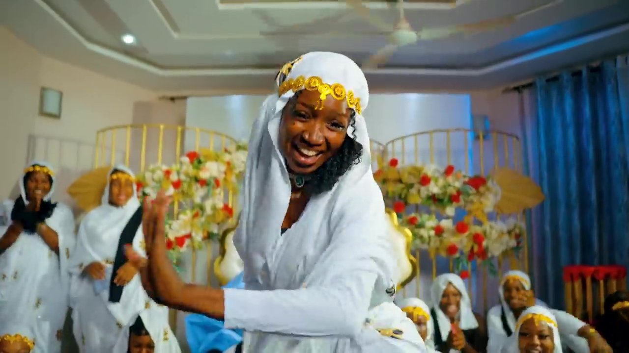 Bezy One Feat. Babani Diabaté - Fatoucis (Clip)