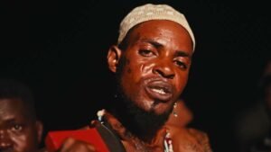 Malian artist Enfant Noir performing in his official music video for À Datoko